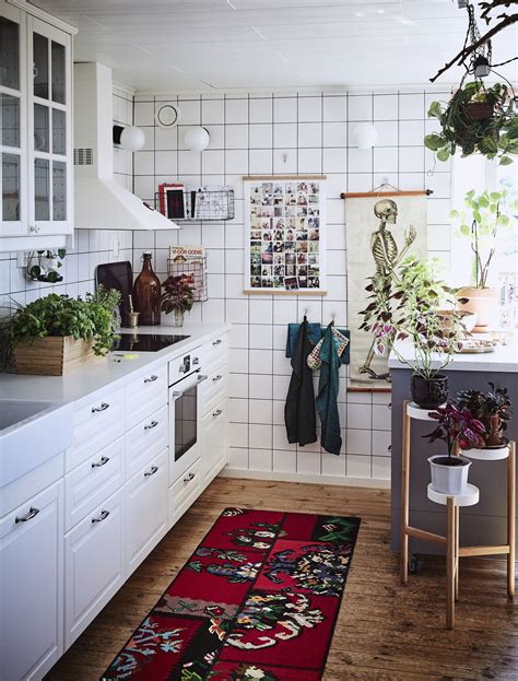 Check spelling or type a new query. Deep drawers and a kitchen island on wheels create a ...