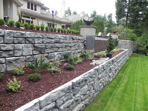 Building A Retaining Wall Everything You Need To Consider Ryno Hire