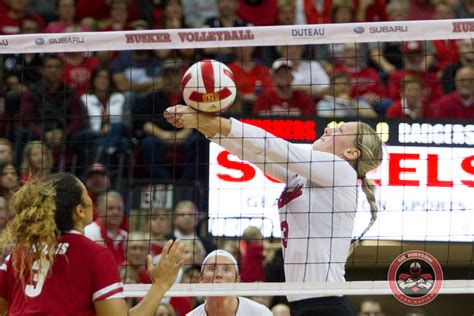 Gallery Husker Volleyball Conquers Stiff Weekend Challenges Corn Nation