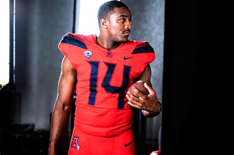 2018 arizona football content on behance