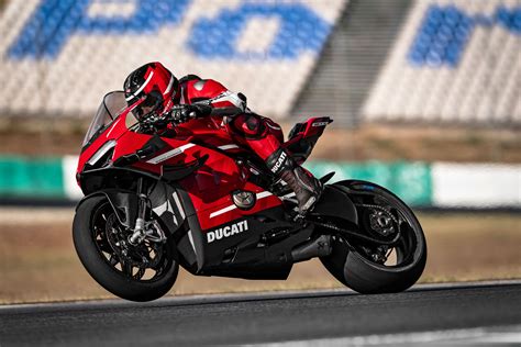The ducati diavel, ducati hypermotard, ducati monster are the most popular ducati bikes. 2020 Ducati Superleggera V4 Guide • Total Motorcycle