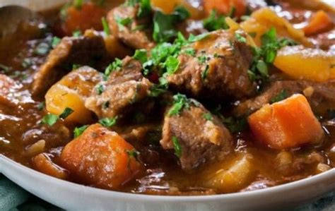 What To Serve With Irish Stew 10 BEST Side Dishes Americas Restaurant