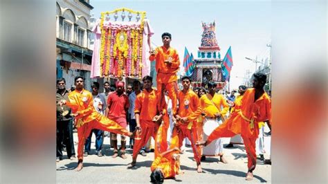 Sri Prasanna Nanjundeshwara Rathotsava Procession Taken Out Star Of