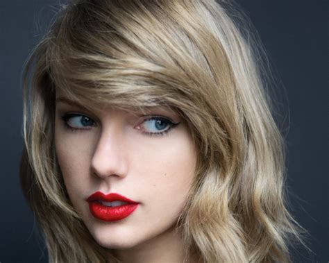 Taylor Swift Face Portrait Close Up Red Lips 1280x1024 Wallpaper