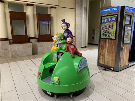 The spotsylvania towne centre (formerly spotsylvania mall) is a mall located in spotsylvania county, virginia, on virginia state route 3, less than a mile west of interstate 95, and directly across from the central park shopping and dining complex. Spotsylvania Towne Centre interior | Spotsylvania Towne ...