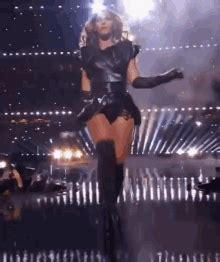 Beyonce Dance GIF Beyonce Dance Happy Discover Share GIFs
