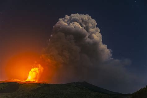 Natural Phenomena The 5 Deadliest Volcanic Eruptions In History Cgtn