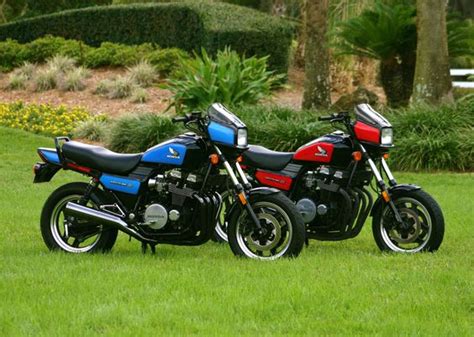 The 1984 Honda Nighthawk 700s I Had A Blue And Black One It Was A