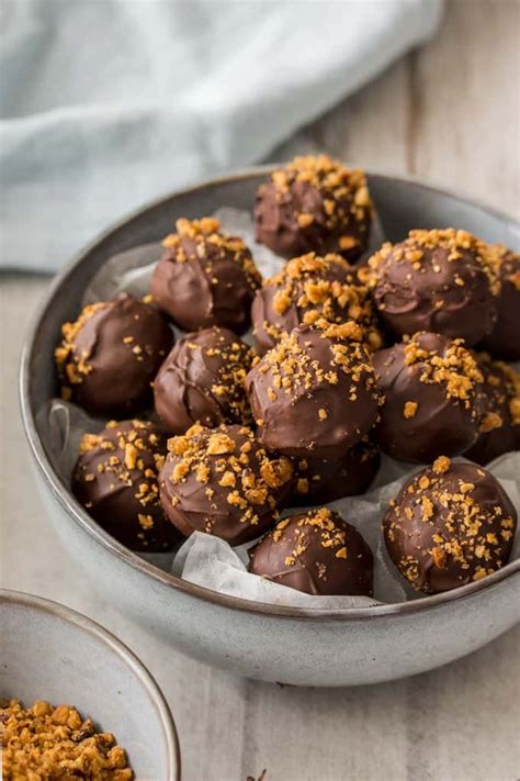 Hazelnut Praline Chocolate Truffles Recipe Praline Chocolate