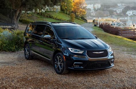 The 6 Best Minivans For 2021 Photos And Details Us News