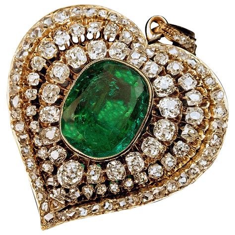 Victorian Emerald Diamond Gold Heart Shaped Pendant At 1stdibs