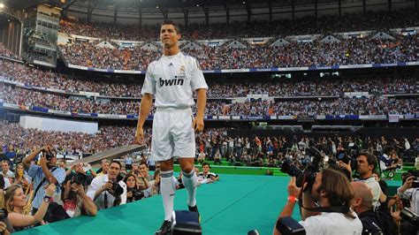 Cristiano Ronaldo How He Has Changed Over The Years Photos