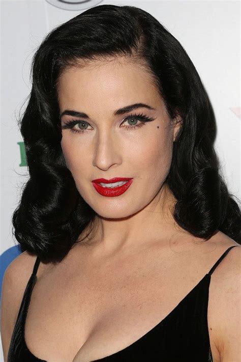 16 famous black women who've had red hair and looked absolutely amazing. Celebrities with black hair: Raven haired beauties | Black ...