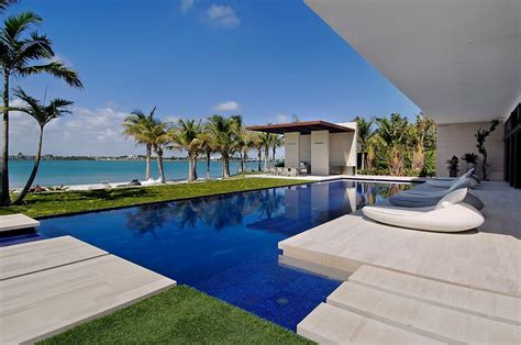 Indian Creek Island Mansion – Miami Beach, FL, USA 🇺🇸 - Modern Luxury