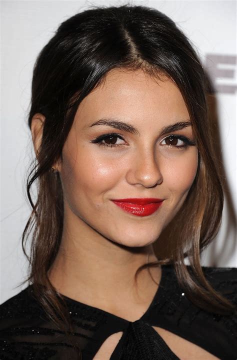 Victoria Justice Victorious Actress Photos And Picture Gallery Atrizes Sites Online