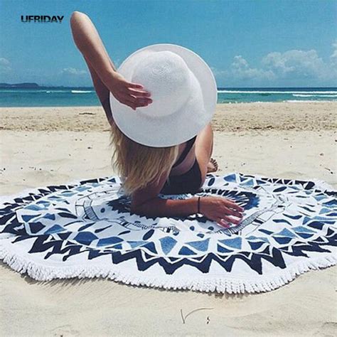 Cotton mats tend to cost a bit more the basic yoga mat size is 68″ x 24″. UFRIDAY Geometric Round Beach Towel 150cm With Tassel ...