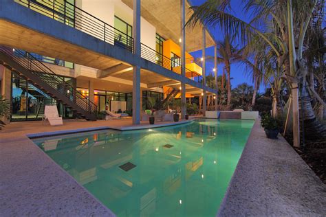 Happy Labor Day - America's Coolest Beach Homes | Houston ...