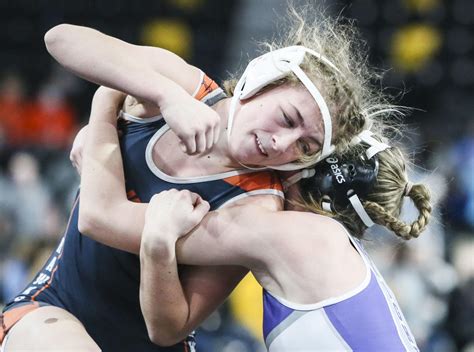 Photos Iowa Wrestling Coaches And Official Association S Girls State Tournament 2021 Sports