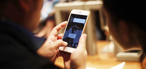 The lessons are short so you aren't forced to focus for long periods of time. Eight Free Apps to Teach You German