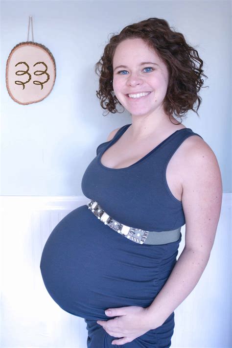 33wks Pregnant Twiniversity