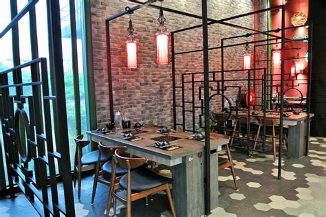 Traditional hotpot restaurants in chongqing use the old method of dividing the pot into nine sections. 1st Authentic Taiwanese Hot Pot Buffet At Chun Ciou Hot ...