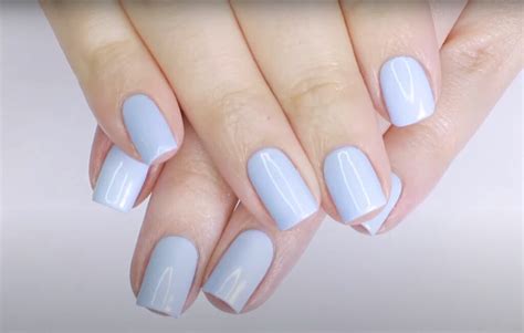 How to maintain your manicure. How long does nail polish last?