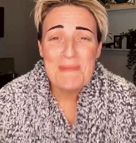Woman Goes From Grandma To Girlfriend With Incredible Makeup Transformation I Celebrity Love