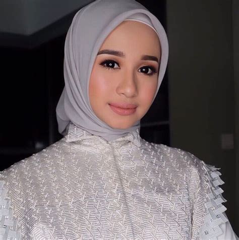 artis hijab tercantik di indonesia