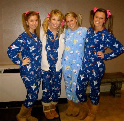 Slumber Party Workshop Have Everyone Dress In Their Comfiest Pjs And Bring Pillowsb
