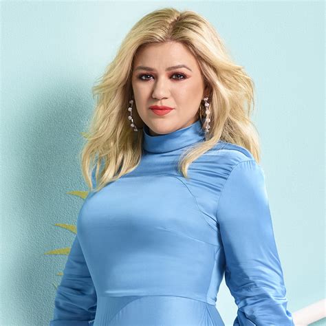 Kelly Clarkson Says She Looks Like She Had A Boob Job In New Voice