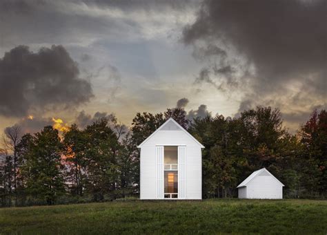 Residential Design Inspiration: Modern Farmhouses - Studio ...