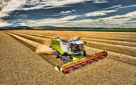 Claas Lexion 670 Grain Harvesting R 2019 Combines Agricultural