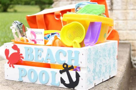 How To Make A Diy Beach And Pool Caddy For Summer Fun The Domestic Life