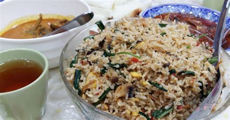 Top free images & vectors for nasi goreng kampung ayam calories in png, vector, file, black and white, logo, clipart, cartoon and transparent. Nasi Goreng Kampung Sis Lin - Sunah Suka Sakura