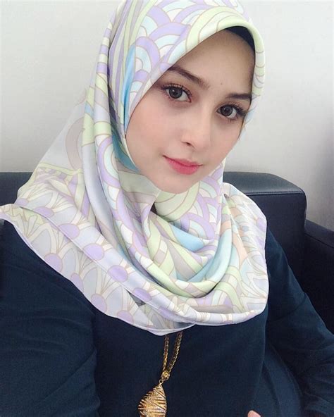 Pin By Hery Hariyanto On Kudung Girl Hijab Hijabi Girl Beautiful Hijab
