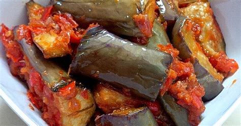 Bumbunya hanya bawang merah, bawah putih, cabe rawit, cabe merah,tomat garam dan gula. Resep Terong Balado lezat resep favorit keluarga ^.^ oleh ...
