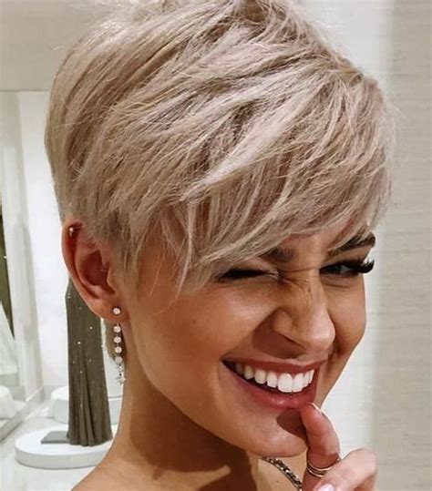 The Top 20 Beautiful Pixie Haircuts For 2021 Short Hair Models