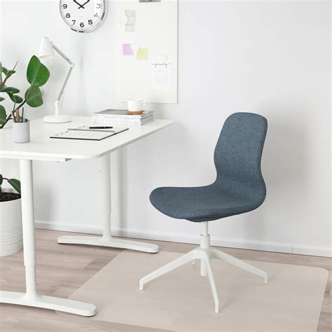 You can adjust the chair/sit and stand support to fit your individual needs so you stay alert and enjoy healthier sitting. LÅNGFJÄLL Conference chair - Gunnared blue, white - IKEA