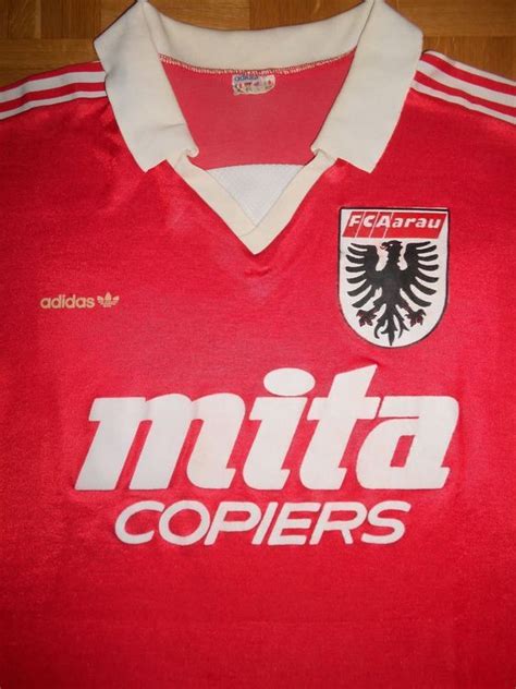 There are many fan groups but the most popular is known as szene aarau. FC AARAU FCA ORIGINAL TRIKOT SHIRT 89-90 kaufen auf Ricardo