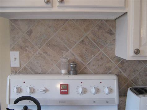 Back then, colored stones and shells were used to create patterns and pictures. 50+ Wallpaper That Looks Like Tile Backsplash on ...