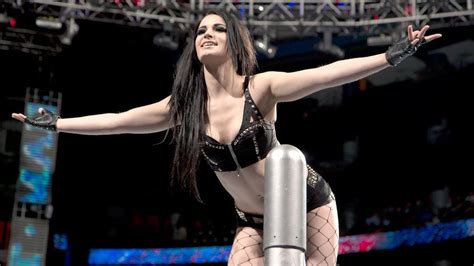 Wwe Monday Night Raw Paige To Face Sasha Banks In Comeback Match Wwe News Sky Sports