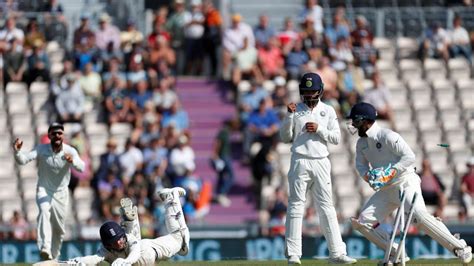 India beat england by an innings and 25 runs. Pictures: India vs England 4th Test Day 4 Live Cricket ...