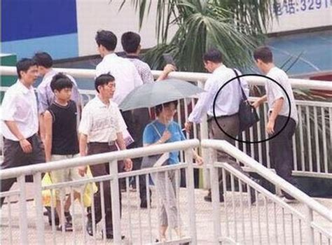 Chinese Pickpockets 19 Pics