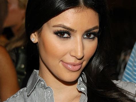 The height of kim kardashian is 5ft 1.4in(156cm). Kim Kardashian Height, Weight, Bra Size ~ Celebrity Body ...