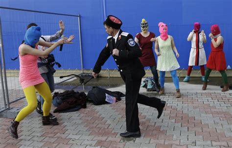 Members Of Pussy Riot Whipped By Russian Cossacks In Sochi The Daily Dot