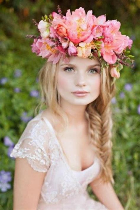 Flowers are so beautiful that if you wear it in your hair, it can really make your especially in spring. Romantic Braided Wedding Hairstyles with Beautiful Flowers ...