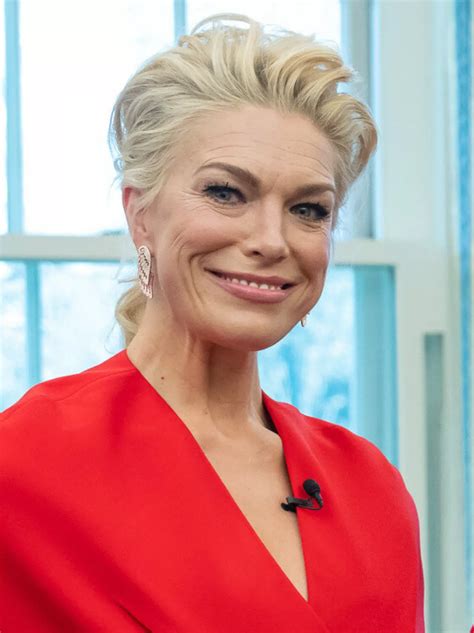 30 Facts About Hannah Waddingham Factsnippet