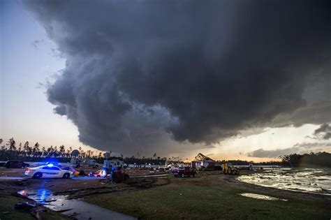 Us Storms Scenes Of Devastation As Death Toll Hits 18 In Georgia And