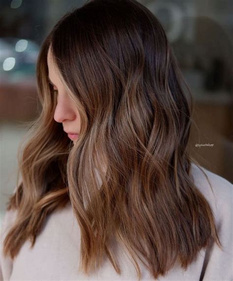 50 Trendy Brown Hair Colors And Brunette Hairstyles For 2021 Hadviser Brown Balayage Brown