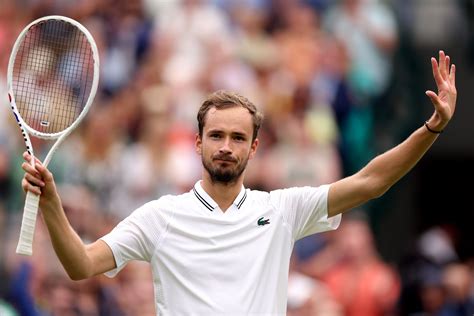 Daniil Medvedev Stops Chris Eubanks Run To Reach First Wimbledon Semi Final